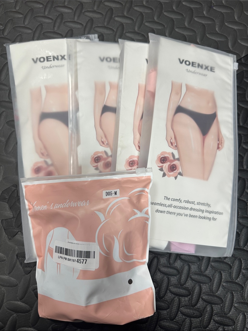 NEW - 5 packs of womens underwear